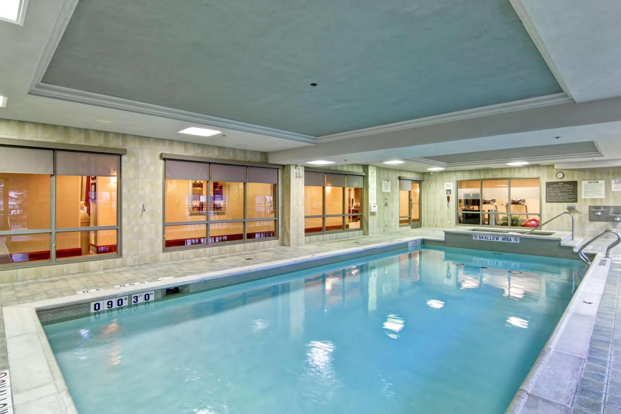 Hampton Inn & Suites Guelph Exterior foto